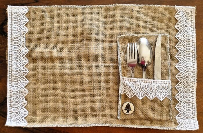 table placemats for dining with pocket