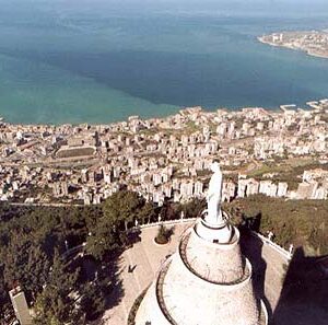 Postcards Lebanese destination - Image 18