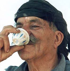 Postcards Lebanese destination - Image 5