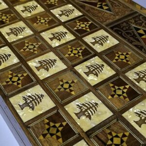 Engraved Wooden backgammon - Image 3