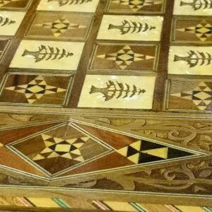 Engraved Wooden backgammon - Image 4