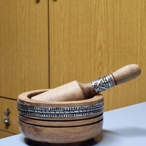 Handmade pestle & mortar decorated with a plate of metal - Image 1