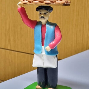 Ceramic folklore statuette - Image 2