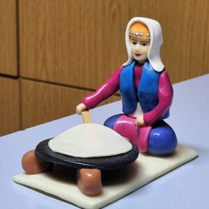 Ceramic folklore statuette - Image 6