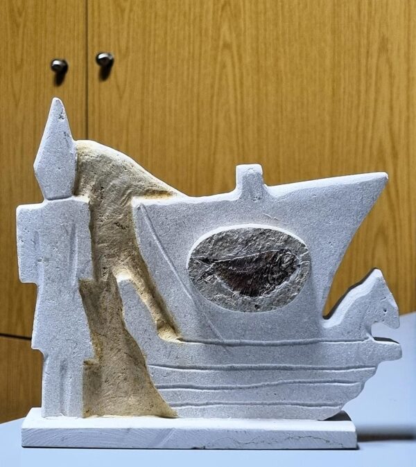 The Phoenician sculpture and the boat with fossils