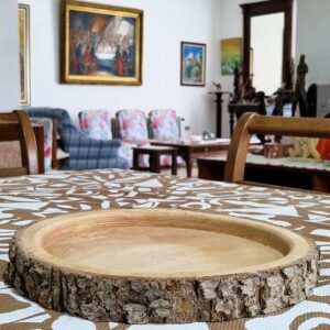 Cedarwood plates - Image 1