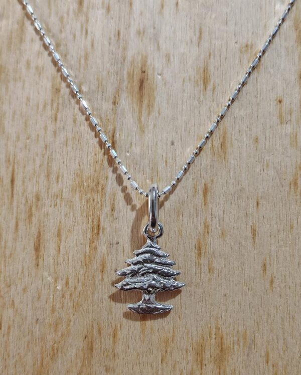 Cedar silver neck circle lebanon
