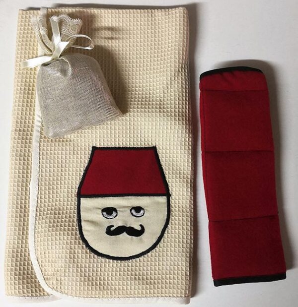 Kitchen clothes package with Abu Abed theme