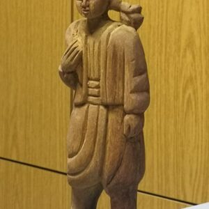 Statuette in wood, Lebanese peasant hand-carved - Image 2