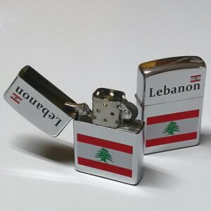 Lighter and plastic flip-box - Image 1