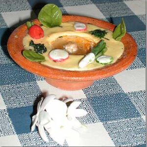 Ceramic Lebanese Food served on a plate - Image 8