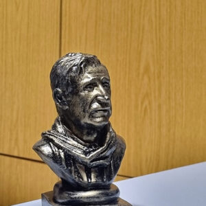 Sculpture of Kamal Jumblatt - Image 1