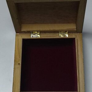 Square wooden arabesque box - Image 2