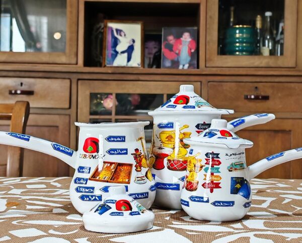 Practical and attractive premium classic porcelain coated enamel ware