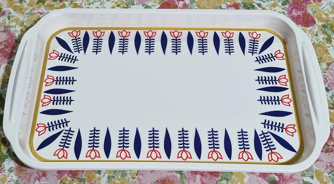 Coffee tray traditional blue design and red tulip