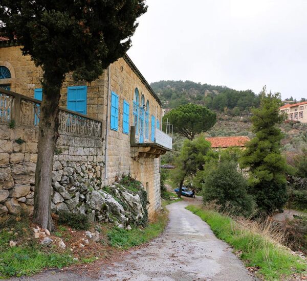 Hardine Lebanon wood magnet