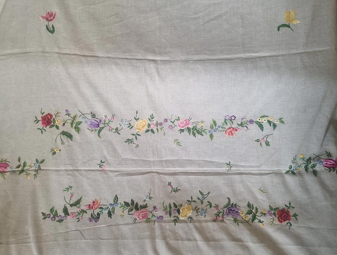 Tablecloth 300x500 cms